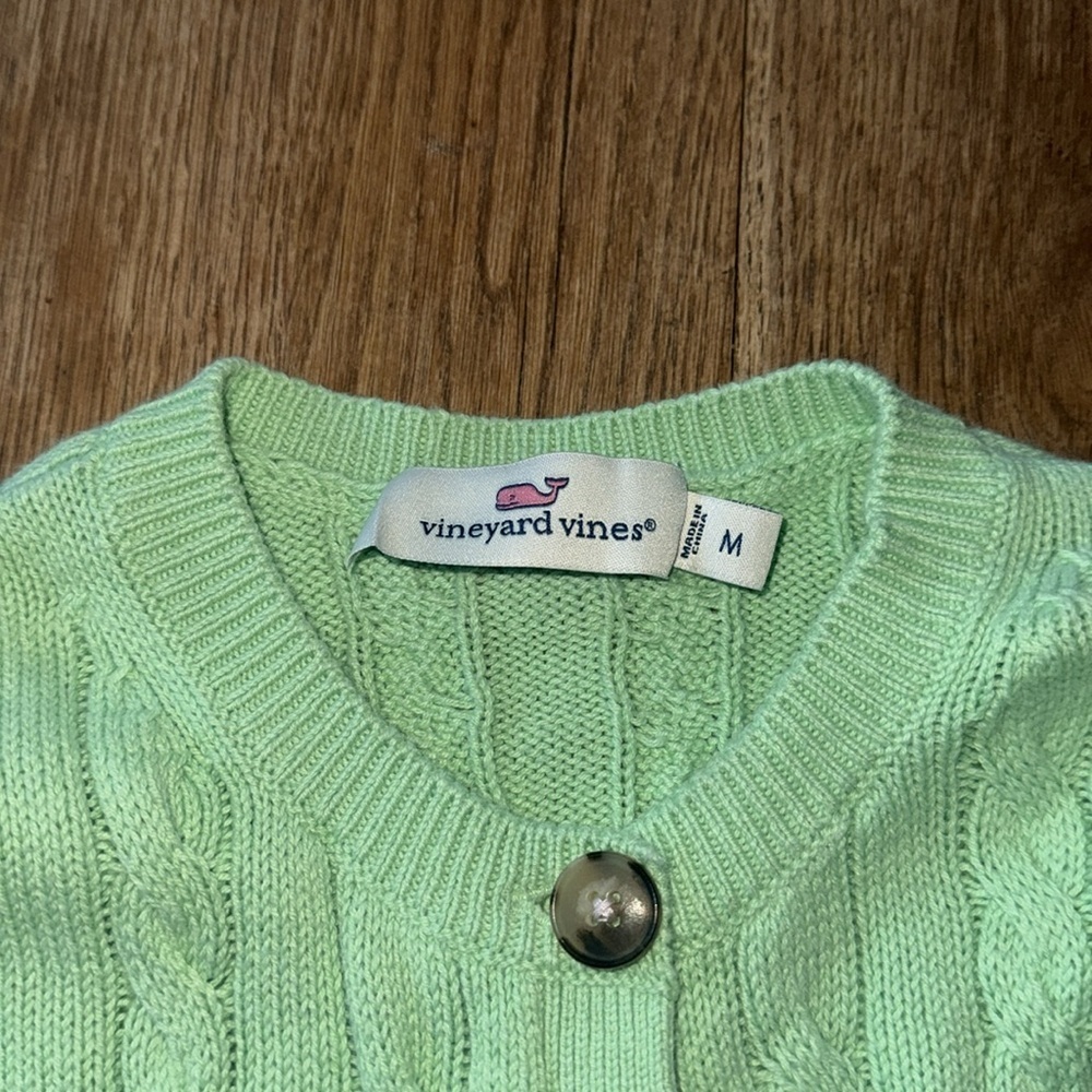 Vineyard Vines toddler girls Green cable knit cardigan Sweater, Medium - Picture 3 of 3
